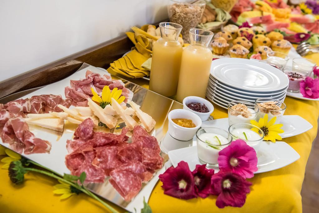Relais Paradiso Resort & Spa Marcellano Экстерьер фото